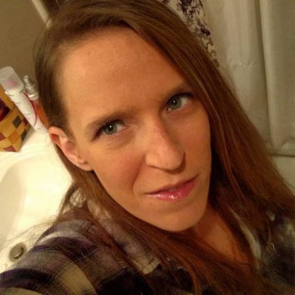 Meet your Posher, Eva